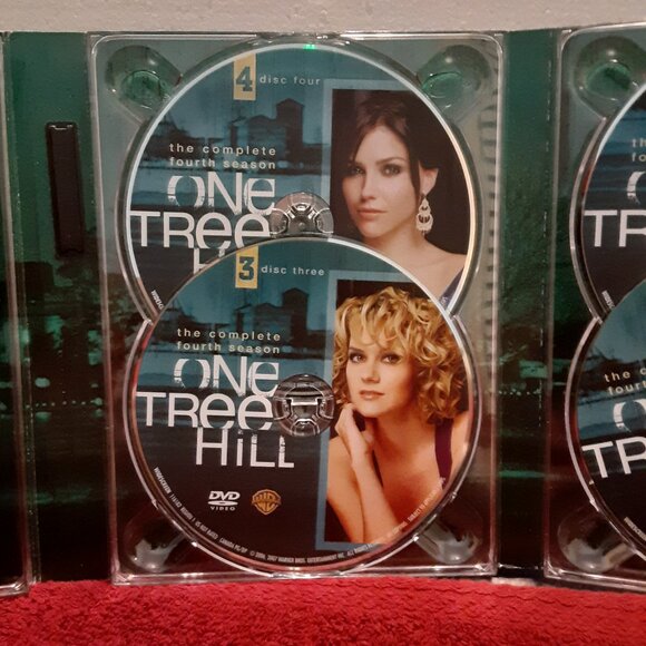 One Tree Hill – Season 4 – (DVD) - Picture 8 of 10